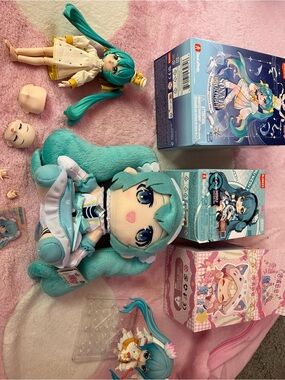 Plush & Figure Set - Teal Kids Toy Collection